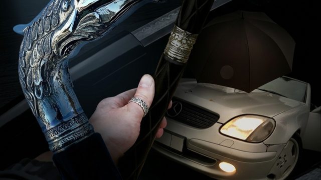 Трости и зонты с клинком
