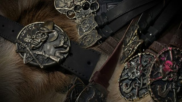 Ремни ручной работы с литой пряжкой
