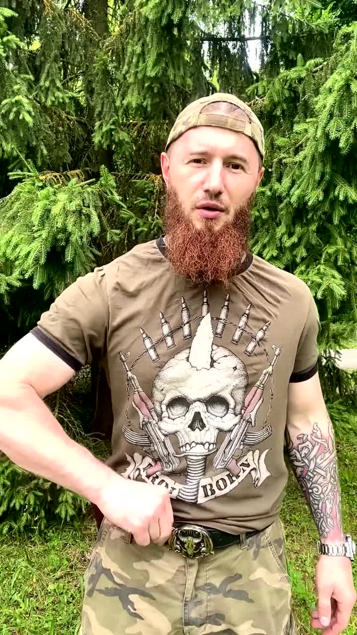 Кожаный ремень со скрытым ножом-пряжкой